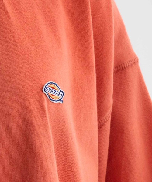 Dickies(ディッキーズ)の「Dickies ディッキーズ ワンポイント刺繍ロールアップTシャツ(Tシャツ/カットソー・レディース・アイボリー/ブラック/オレンジ/グリーン・フリー)」の15枚目の写真