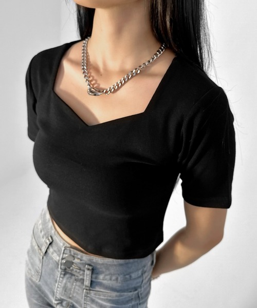 LVEU.(ラブユ.)の「【LVEU.】ハートネック半袖トップス / トップス カットソー ハートネック 半袖 コンパクト ショート クロップド ブラック ブルー(Tシャツ/カットソー・レディース・ブラック/ブルー・FREE)」の10枚目の写真