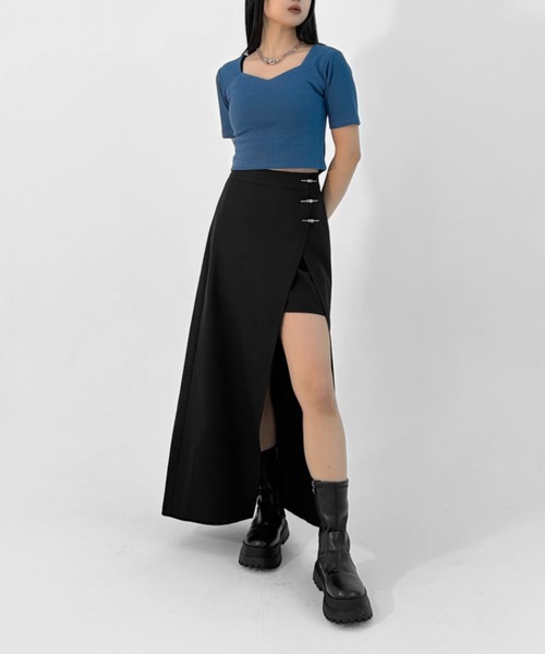 LVEU.(ラブユ.)の「【LVEU.】ハートネック半袖トップス / トップス カットソー ハートネック 半袖 コンパクト ショート クロップド ブラック ブルー(Tシャツ/カットソー・レディース・ブラック/ブルー・FREE)」の12枚目の写真