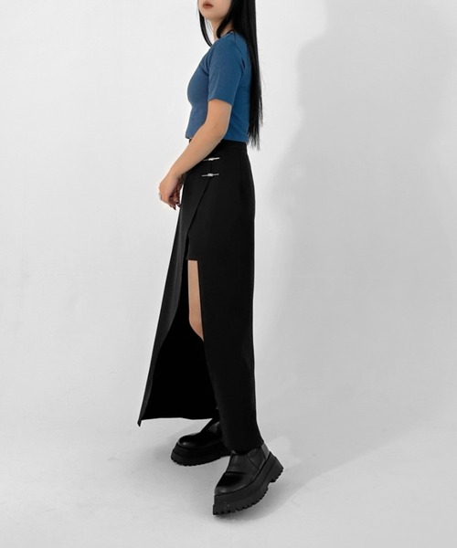 LVEU.(ラブユ.)の「【LVEU.】ハートネック半袖トップス / トップス カットソー ハートネック 半袖 コンパクト ショート クロップド ブラック ブルー(Tシャツ/カットソー・レディース・ブラック/ブルー・FREE)」の13枚目の写真