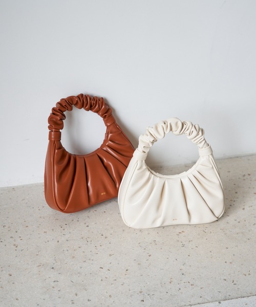 Whim Gazette(ウィムガゼット)の「【JW PEI】ハンドバッグ(ハンドバッグ・レディース・キャメル・FREE)」の2枚目の写真