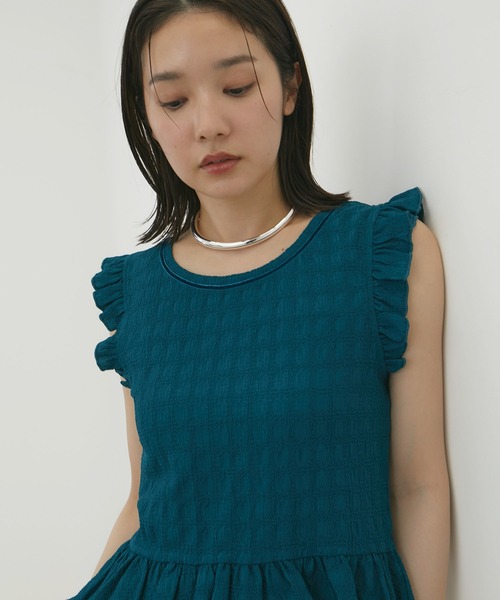 VIS（ビス）の「【洗える】シャーリングフリルトップス（Tシャツ/カットソー・レディース・ホワイト/ブラック/ターコイズブルー・FREE）」の10枚目の写真