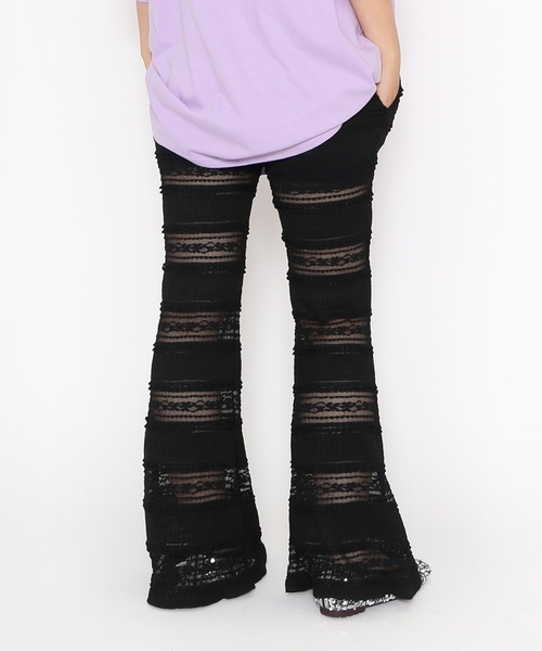 PUNYUS（プニュズ）の「レースフリルフレアパンツ（その他パンツ・レディース・ブラック/アイボリー/サックスブルー・2/1/4/3）」の7枚目の写真