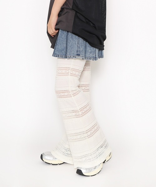 PUNYUS（プニュズ）の「レースフリルフレアパンツ（その他パンツ・レディース・ブラック/アイボリー/サックスブルー・2/1/4/3）」の11枚目の写真