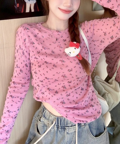 Teem Store(チームストア)の「フラワー柄 プリント ニットセーター(ニット/セーター・レディース・ブラック/アイボリー/グレー/ピンク/ホワイト・F)」の2枚目の写真