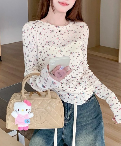 Teem Store(チームストア)の「フラワー柄 プリント ニットセーター(ニット/セーター・レディース・ブラック/アイボリー/グレー/ピンク/ホワイト・F)」の14枚目の写真
