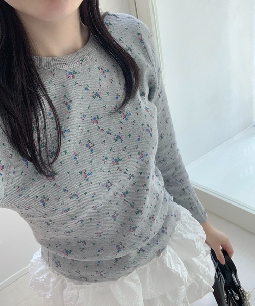 Teem Store(チームストア)の「フラワー柄 プリント ニットセーター(ニット/セーター・レディース・ブラック/アイボリー/グレー/ピンク/ホワイト・F)」の22枚目の写真