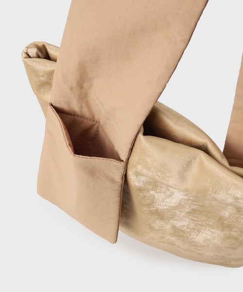 GALLEST(ギャレスト)の「ポケットショルダートート(トートバッグ・レディース・キャメル/ブラック・00)」の7枚目の写真