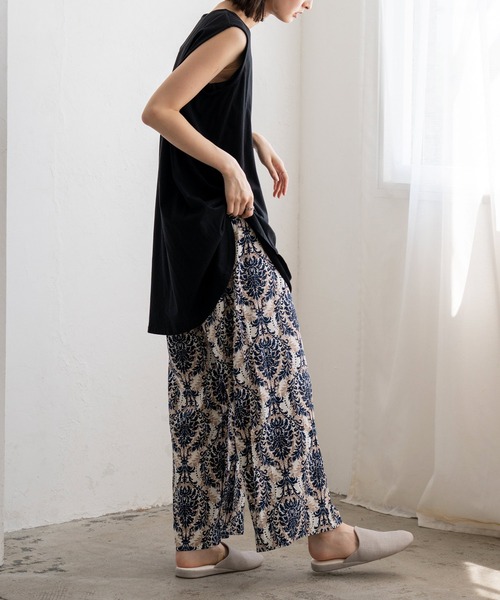 VitaFelice（ヴィータフェリーチェ）の「スムースタッチロングパンツ ルームウェア ルームパンツ（その他ルームウェア・レディース・ネイビー/ブラック/ホワイト/グリーン・FREE）」の4枚目の写真