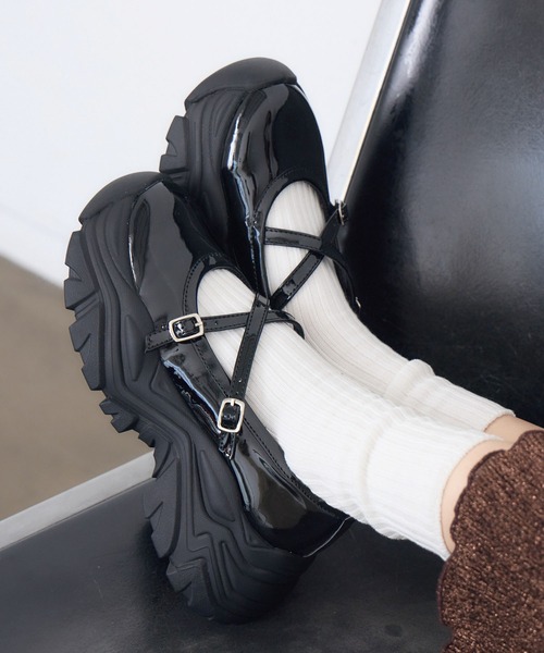 RETRO GIRL(レトロガール)の「クロスベルトスニーカー(スニーカー・レディース・その他1/シルバー/ブラック・LARGE/MEDIUM)」の7枚目の写真