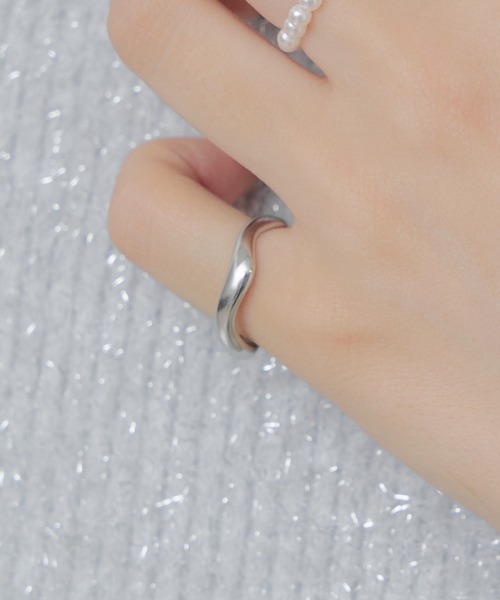 RAY CASSIN(レイカズン)の「パールデザインリング3点セット(リング・レディース・シルバー・FREE)」の2枚目の写真