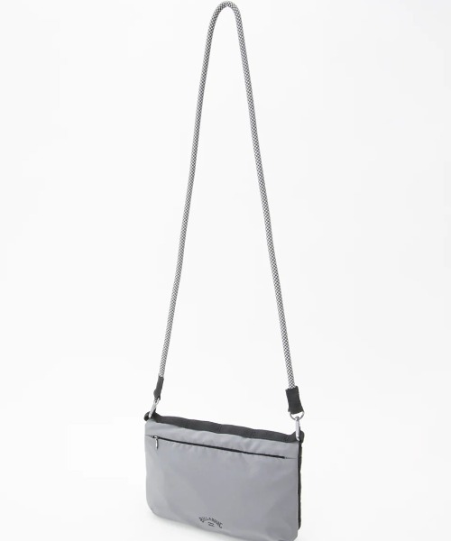 BILLABONG（ビラボン）の「BILLABONG レディース SACOCHE SHOLDER BAG バッグ 【2024年秋冬モデル】/ビラボンスナップボタンサコッシュショルダーバッグ（ショルダーバッグ・レディース・ブラック/グレー・FREE）」の20枚目の写真