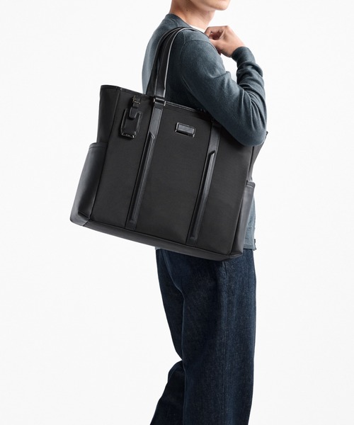 TUMI(トゥミ)の「JARVIS ノース・サウス・トート(A4/PC15インチまで対応)(トートバッグ・メンズ・ブラック×ブルー/ブラック・FREE)」の5枚目の写真