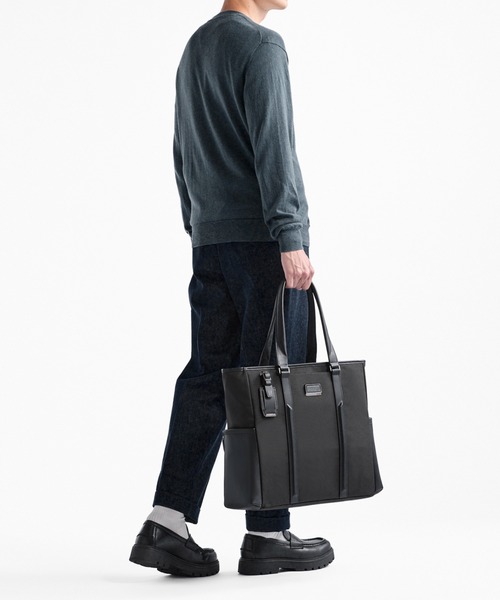 TUMI(トゥミ)の「JARVIS ノース・サウス・トート(A4/PC15インチまで対応)(トートバッグ・メンズ・ブラック×ブルー/ブラック・FREE)」の3枚目の写真