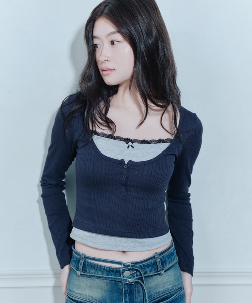FCMM(エフシーエムエム)の「ROSE RIBBON L/S TEE/ローズリボンロングスリーブT(Tシャツ/カットソー・レディース・ピンク/アイボリー/ネイビー・MEDIUM/SMALL)」の1枚目の写真