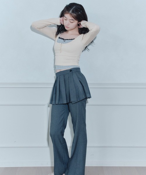 FCMM(エフシーエムエム)の「ROSE RIBBON L/S TEE/ローズリボンロングスリーブT(Tシャツ/カットソー・レディース・ピンク/アイボリー/ネイビー・MEDIUM/SMALL)」の4枚目の写真