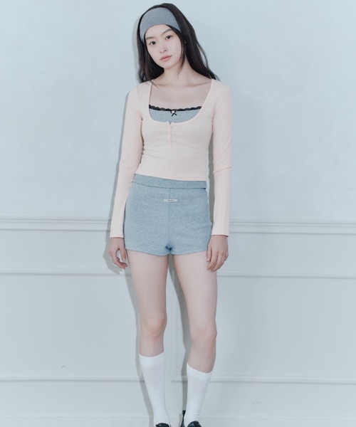 FCMM(エフシーエムエム)の「ROSE RIBBON L/S TEE/ローズリボンロングスリーブT(Tシャツ/カットソー・レディース・ピンク/アイボリー/ネイビー・MEDIUM/SMALL)」の11枚目の写真