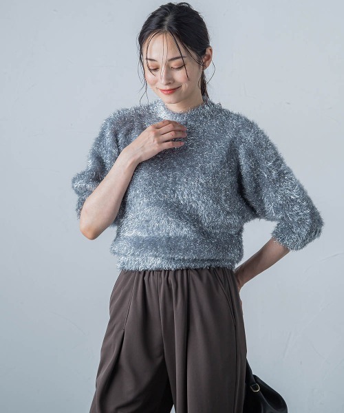 LAUTREAMONT(ロートレアモン)の「【WEB&一部店舗限定】メタリックフェザーニットプルオーバー(ニット/セーター・レディース・ブラック/ライトグレー・9号)」の1枚目の写真