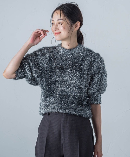 LAUTREAMONT(ロートレアモン)の「【WEB&一部店舗限定】メタリックフェザーニットプルオーバー(ニット/セーター・レディース・ブラック/ライトグレー・9号)」の2枚目の写真
