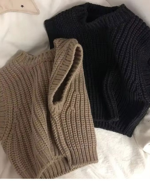 Bambin(ボンバン)の「【 Bambin / ボンバン 】 クルーネック ニット ベスト(ベスト・キッズ・アッシュブラウン/ブラック・130/120/110/100)」の6枚目の写真