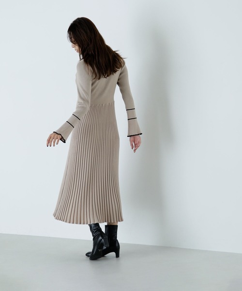 NATURAL BEAUTY BASIC（ナチュラルビューティーベーシック）の「◇ポロバイカラーニットワンピース（ワンピース・レディース・ベージュ系その他/グリーン系その他3/ブラック系その他・MEDIUM）」の14枚目の写真