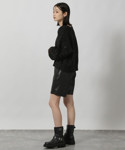 LAKOLE（ラコレ）の「スパンコールニットプルオーバー / 146745（ニット/セーター・レディース・アイボリー/ブラック/ブルー・FREE）」の5枚目の写真