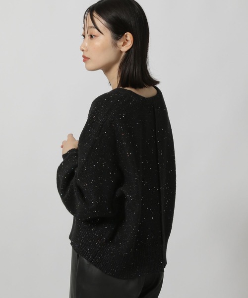 LAKOLE（ラコレ）の「スパンコールニットプルオーバー / 146745（ニット/セーター・レディース・アイボリー/ブラック/ブルー・FREE）」の8枚目の写真