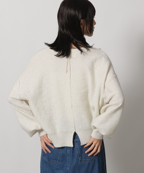 LAKOLE（ラコレ）の「スパンコールニットプルオーバー / 146745（ニット/セーター・レディース・アイボリー/ブラック/ブルー・FREE）」の14枚目の写真