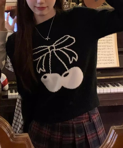 Vipoa(ヴィポア)の「girly cherry セーター(ニット/セーター・レディース・レッド/ブラック・FREE)」の8枚目の写真