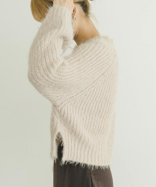 ITEMS URBANRESEARCH（アイテムズ アーバンリサーチ）の「ミックスシャギーショートニット（ニット/セーター・レディース・チャコールグレー/グリーン系その他/ピンク・FREE）」の17枚目の写真