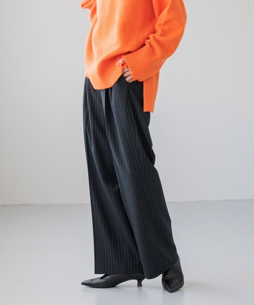 LOWRYS FARM(ローリーズファーム)の「ウールチョウワイドパンツ 150162(その他パンツ・レディース・ブラック/グレー/ネイビー・MEDIUM/LARGE)」の4枚目の写真