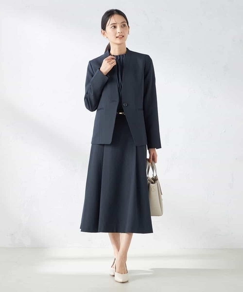 a.v.v(アーヴェヴェ)の「【洗える/ストレッチ】タックネックレイヤードブラウス(シャツ/ブラウス・レディース・ネイビー/ブラウン/ホワイト・34/36/38/40/42)」の8枚目の写真