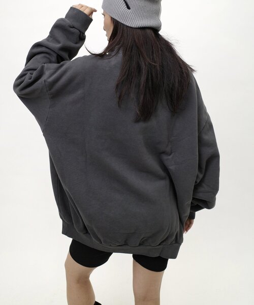 WHO'S WHO gallery（フーズフーギャラリー）の「【UNISEX/ユニセックス】 BRONXハーフジップスウェット（スウェット・レディース・ネイビー/チャコールグレー・FREE）」の4枚目の写真