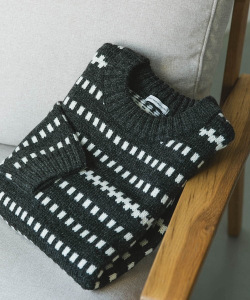 URBAN RESEARCH DOORS(アーバンリサーチドアーズ)の「ウールブレンド柄ニットプルオーバー(ニット/セーター・メンズ・ブラウン系その他/グレー系その他・MEDIUM/LARGE)」の2枚目の写真