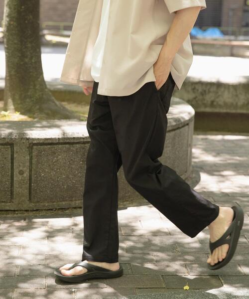 ITEMS URBANRESEARCH（アイテムズ アーバンリサーチ）の「ハイストレッチ リラックスパンツ（その他パンツ・メンズ・インディゴブルー/ベージュ/ブラック/カーキ・MEDIUM/LARGE/SMALL）」の8枚目の写真