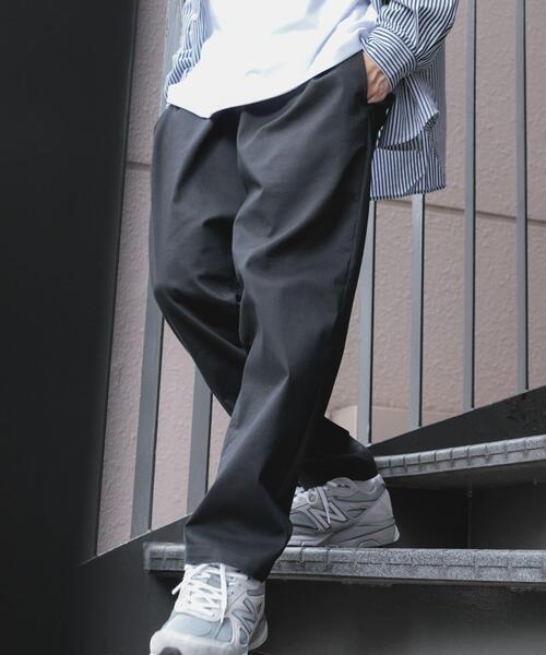 ITEMS URBANRESEARCH（アイテムズ アーバンリサーチ）の「ハイストレッチ リラックスパンツ（その他パンツ・メンズ・インディゴブルー/ベージュ/ブラック/カーキ・MEDIUM/LARGE/SMALL）」の12枚目の写真