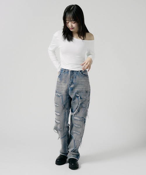 Chick(チック)の「side gathered off-the-shoulder / サイドギャザーオフショルダー(Tシャツ/カットソー・レディース・ホワイト/グレー/ブラック/バーガンディー/ブラウン・FREE)」の11枚目の写真