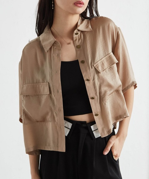 RANAN（ラナン）の「ダブルポケットショートシャツ（シャツ/ブラウス・レディース・アイボリー/チャコール/ベージュ・LL/L/M）」の3枚目の写真