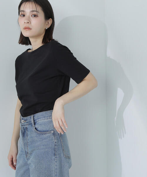 NATURAL BEAUTY BASIC（ナチュラルビューティーベーシック）の「◇ベーシックTシャツシリーズ ボートネック（Tシャツ/カットソー・レディース・オフホワイト/グレー/ブラック・FREE）」の19枚目の写真
