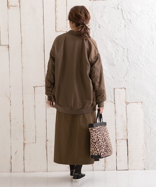 aquagarage（アクアガレージ）の「リバーシブルMA-1裏ボアブルゾン（その他アウター・レディース・カーキ/ブラック/モカ・M）」の10枚目の写真