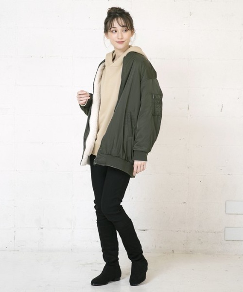 aquagarage（アクアガレージ）の「リバーシブルMA-1裏ボアブルゾン（その他アウター・レディース・カーキ/ブラック/モカ・M）」の11枚目の写真