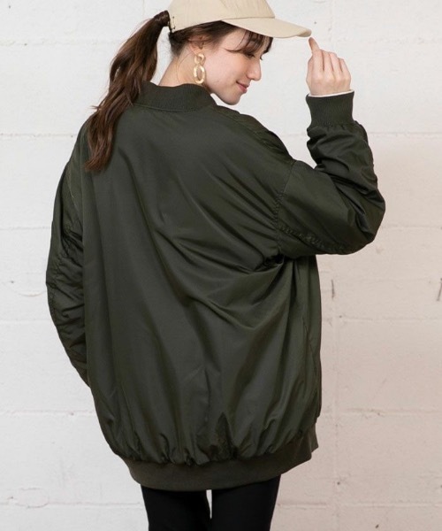 aquagarage（アクアガレージ）の「リバーシブルMA-1裏ボアブルゾン（その他アウター・レディース・カーキ/ブラック/モカ・M）」の21枚目の写真