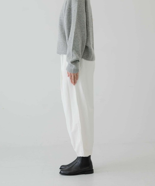 かぐれ　新品　今季　コットンクロップドパンツ　ホワイト　2025春夏 かぐれ（カグレ）の「コットンクロップドパンツ（）」 - WEAR