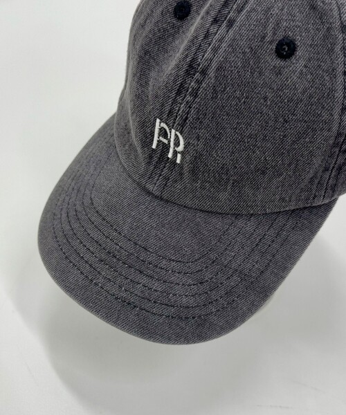 fredy emue（フレディエミュ）の「FR刺しゅうキャップ25（キャップ・レディース・チャコールグレー/ベージュ/ネイビー/ブラウン/レッド/ライトグリーン・FREE）」の12枚目の写真