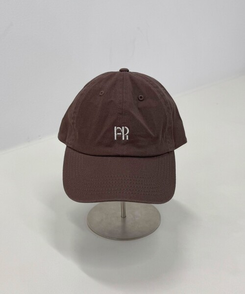 fredy emue（フレディエミュ）の「FR刺しゅうキャップ25（キャップ・レディース・チャコールグレー/ベージュ/ネイビー/ブラウン/レッド/ライトグリーン・FREE）」の18枚目の写真