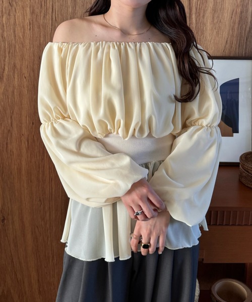 efill(エフィル)の「オフショル ボリューム シアー カジュアル ブラウス(シャツ/ブラウス・レディース・アイボリー/ラベンダー・FREE)」の16枚目の写真
