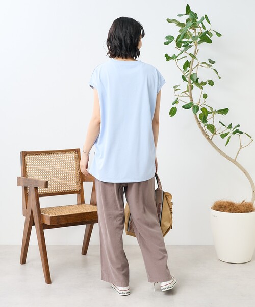 FREAK'S STORE(フリークスストア)の「<接触冷感/UV> AIRDRY HIGHCOOL フレンチスリーブTシャツ/エアドライ ハイクール フレンチスリーブTシャツ(Tシャツ/カットソー・レディース・ブラック/サックスブルー/ホワイト/ピンク/ベージュ・フリ-)」の9枚目の写真