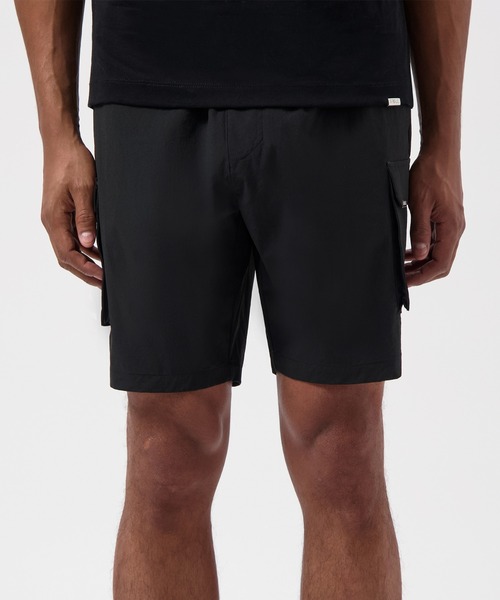 BALR.(ボーラー)の「Tech Cargo Shorts(カーゴパンツ・メンズ・ブラック・MEDIUM/X-LARGE/LARGE/SMALL)」の1枚目の写真