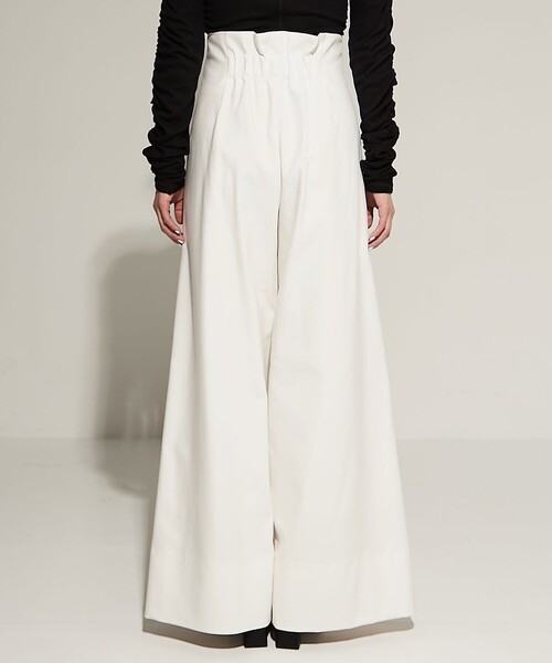 STUDIOUS（ステュディオス）の「【STUDIOUS/ステュディオス】Stretch Cotton Trousers/ストレッチコットントラウザー/ワイドパンツ（その他パンツ・レディース・ブラック/ホワイト・1/2）」の12枚目の写真