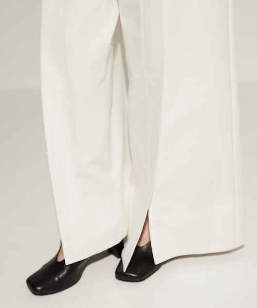 STUDIOUS（ステュディオス）の「【STUDIOUS/ステュディオス】Stretch Cotton Trousers/ストレッチコットントラウザー/ワイドパンツ（その他パンツ・レディース・ブラック/ホワイト・1/2）」の15枚目の写真